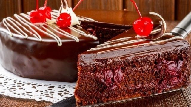 Вкусный торт «Пьяная вишня»: классический рецепт для праздничного стола