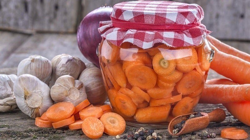 Заготовка моркови на зиму в банках для длительного хранения