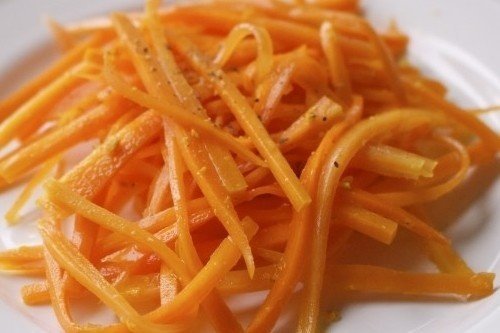 Салат рыжик с корейской морковью