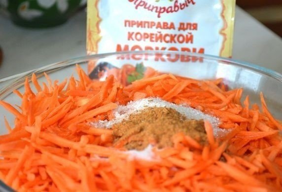 Салат восторг с корейской морковью