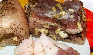 Сало с мясной прослойкой